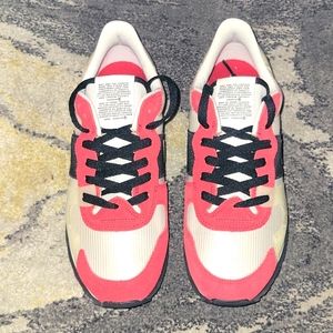 RARE!! Women's Nike V-Love O.X. "Chicago White/Gym Red"